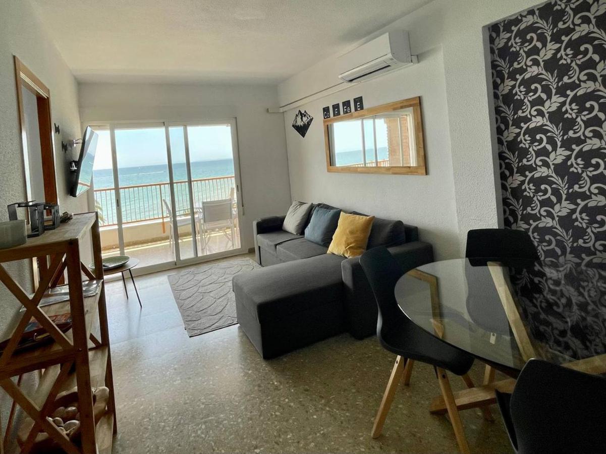 Sunflower Residence First Line By The Sea サンタ・ポラ エクステリア 写真