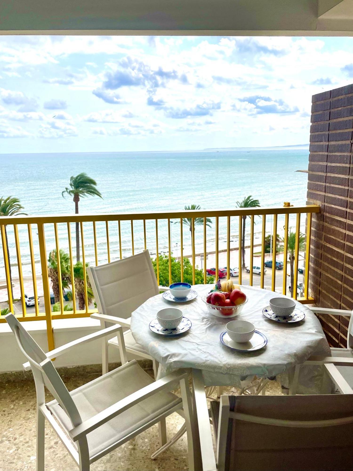 Sunflower Residence First Line By The Sea サンタ・ポラ エクステリア 写真